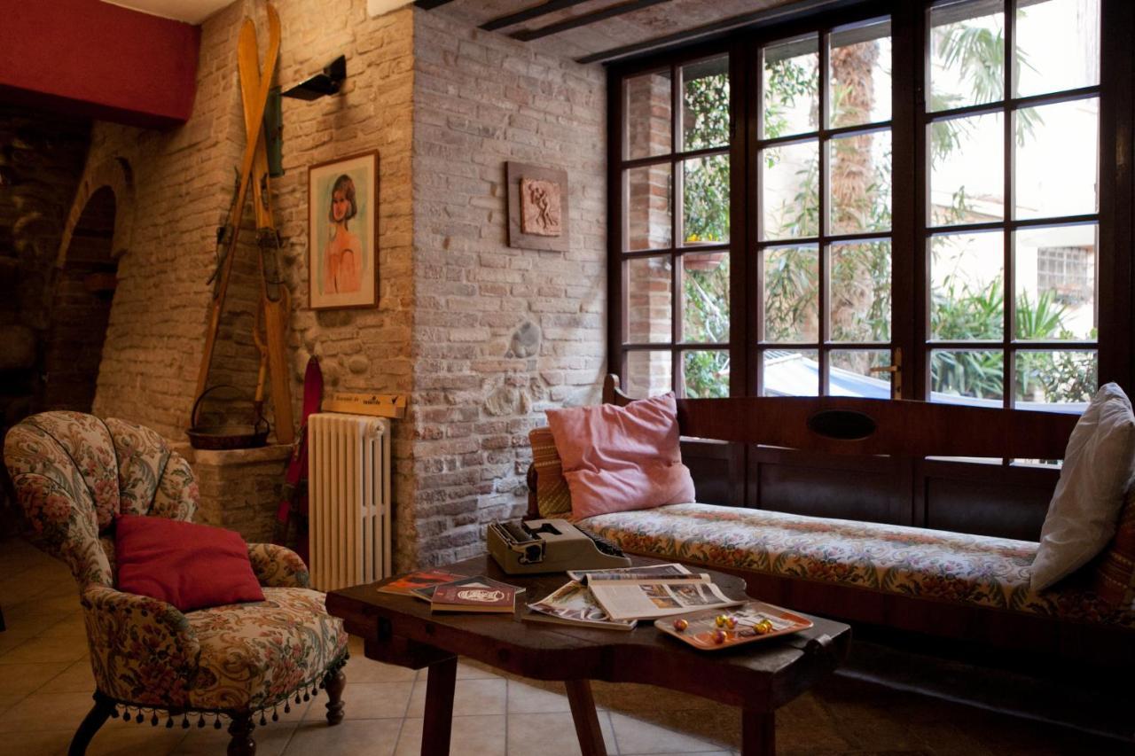 Relais B&B Corte Dei Turchi Longiano Exterior photo