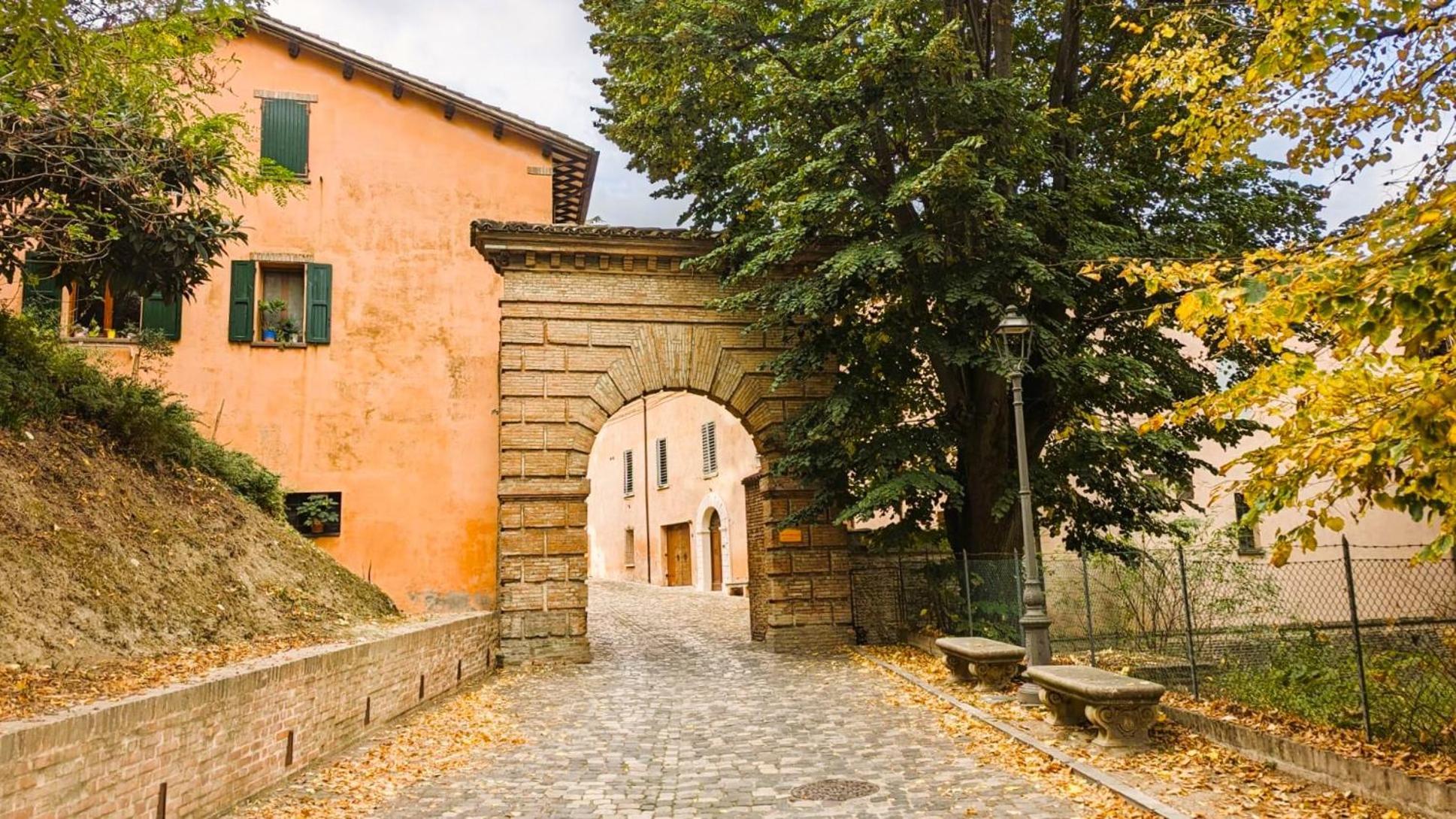 Relais B&B Corte Dei Turchi Longiano Exterior photo