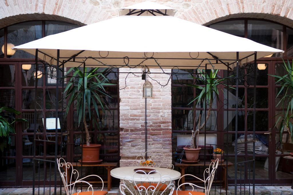 Relais B&B Corte Dei Turchi Longiano Exterior photo